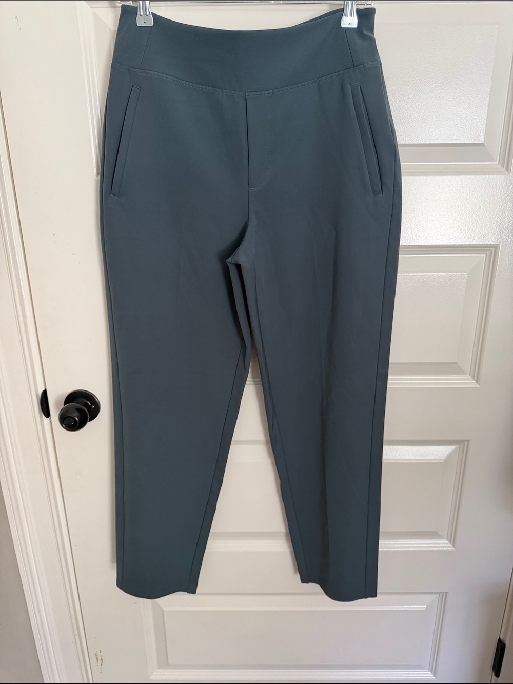 High-Rise Tailored Cropped Pants in Slate Blue/Green